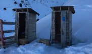 Туалеты на Шымбулаке сравнили с "порталом во времени"