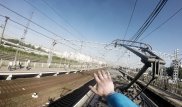 Решивший доехать до Астаны на крыше поезда "заяц" попал в реанимацию