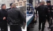 Владелец BMW X5 устроил потасовку с полицейским возле платной парковки в Алматы
