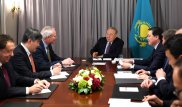 Президент Казахстана провел переговоры с главой ExxonMobil