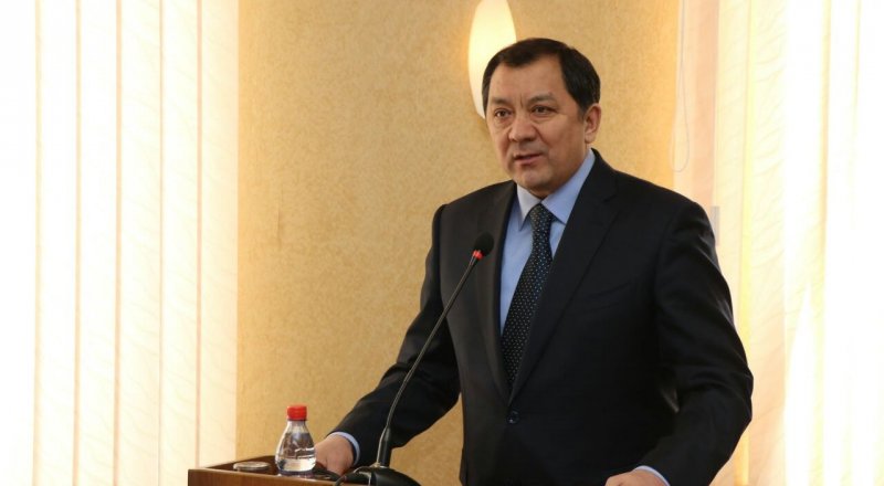 Ногаев раскритиковал депутатов: Вы не общаетесь с населением