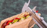 Почему нельзя быстро есть, "чудо"-таблетки и крайние меры. Казахстанские врачи о похудении