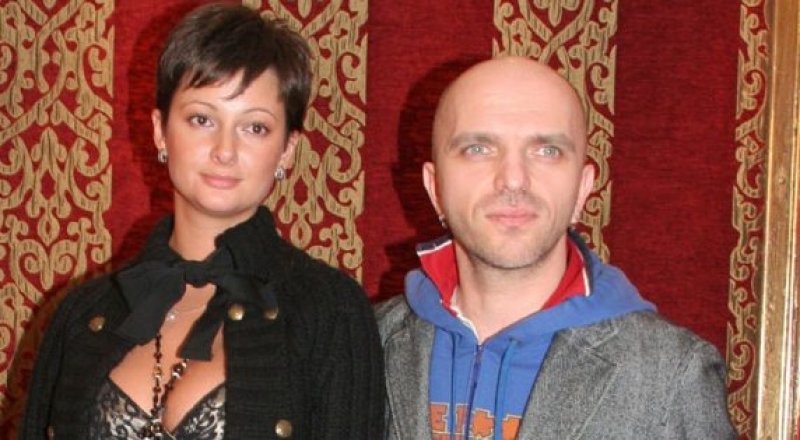 Участники дуэта "Непара" Виктория Талышинская и Александр Шоуа. © wday.ru