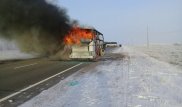 Спасшиеся из сгоревшего автобуса двое граждан Узбекистана покинули Казахстан