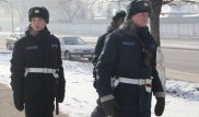 Женщина напала с ножом на гвардейцев в Усть-Каменогорске