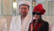 Фото с Бай Лин и имамом прокомментировал продюсер