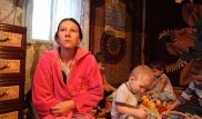 "Я до сих пор не верю": россиянка подарила дом многодетной семье из Уральска