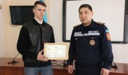 "Шагнул в горящий дом и спас друга и его девушку": наградили 17-летнего жителя Шахтинска