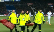 Неймар неудачно вывернул ногу и со слезами на глазах покинул поле