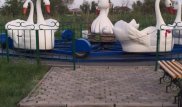 Родители погибшей в карусели 2-летней девочки отсудили 5 миллионов тенге
