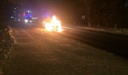 Гвардейцы вытащили девочку из горящего авто в Астане 