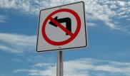 На улицах "Орбиты" в Алматы запретили левые повороты из-за скоростных автобусов