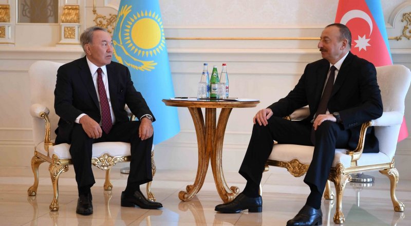 Нурсултан Назарбаев и Ильхам Алиев. Фото с сайта akorda.kz