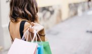 Девушку осудили за кражу одежды из ZARA в Астане