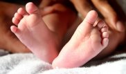 Выброшенную в туалет девочку будут воспитывать бабушка с дедушкой в Алматинской области