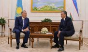 Мирзиеев вылетел в Казахстан