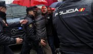 Массовые беспорядки произошли в центре Мадрида после гибели уличного торговца