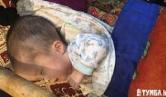 "Его голова быстро увеличивается". Мама ребенка из Мангистау находится в отчаянии