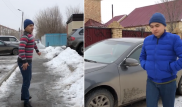 Походка людей на разных авто: вайнер снял шуточное видео
