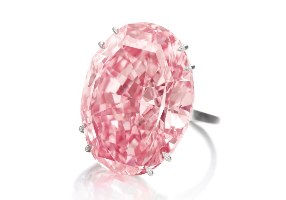 Самый дорогой бриллиант в мире – De Beers PINK STAR DIAMOND (59,60 карата, цвет Fancy Vivid Pink,  71,2 миллиона долларов)