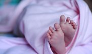 Жительница Актобе подкинула своего ребенка малознакомой женщине