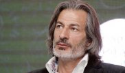 Актер и "самый гибкий человек планеты" приговорен к 22 годам за детское порно