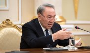 "Алматинцы смотрели на астанчан как на колхозников" - Назарбаев