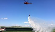 21 тонну воды сбросили с вертолета Ми-8 для тушения пожара в Атырауской области