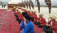 Туркменскую молодежь перестали пускать за границу