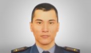 Военный спас из огня двух малышей и двух взрослых в Актобе
