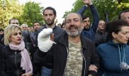 "Ненасильственную бархатную революцию" объявили в Армении