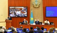 Прекратите нажим на Нацбанк, подключая депутатов Парламента - Назарбаев