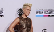 Pink признана самой красивой женщиной года по версии People