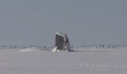 Пробивающую лед американскую подлодку сняли на видео