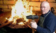 Қазақтың нағыз қолөнері жойылып кете ме деп қорқамын - Белгілі ұста