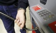 Грабитель оставил записку с извинениями на взломанном сейфе в ВКО