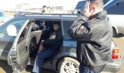 Женщина-водитель врезалась в авто с полицейскими в Уральске