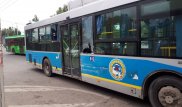 Беременная женщина и ребенок пострадали в ДТП с автобусами в Алматы