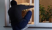 Ночью через окна: квартирных воров задержали в Астане
