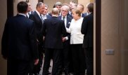 Путин оскорбил Меркель своим подарком - Bild