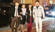 Известный казахстанский журналист и телеведущий показал вторую жену