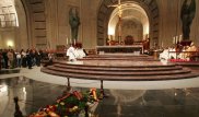 Власти Испании хотят перезахоронить останки диктатора Франко