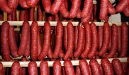 Кишечную палочку и стафилококк нашли в еде из Кыргызстана - КООЗ РК