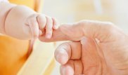"Спасите ребенка". Муж погибшей в Астане роженицы обратился к Биртанову