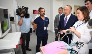 Назарбаев посетил центр роботизированной хирургии в Усть-Каменогорске