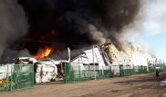 Молоко, шины, мебель - что сгорело на складах по Кульджинке в Алматы