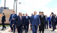Назарбаев рассказал о казахстанских спутниках и ракете "Зенит"