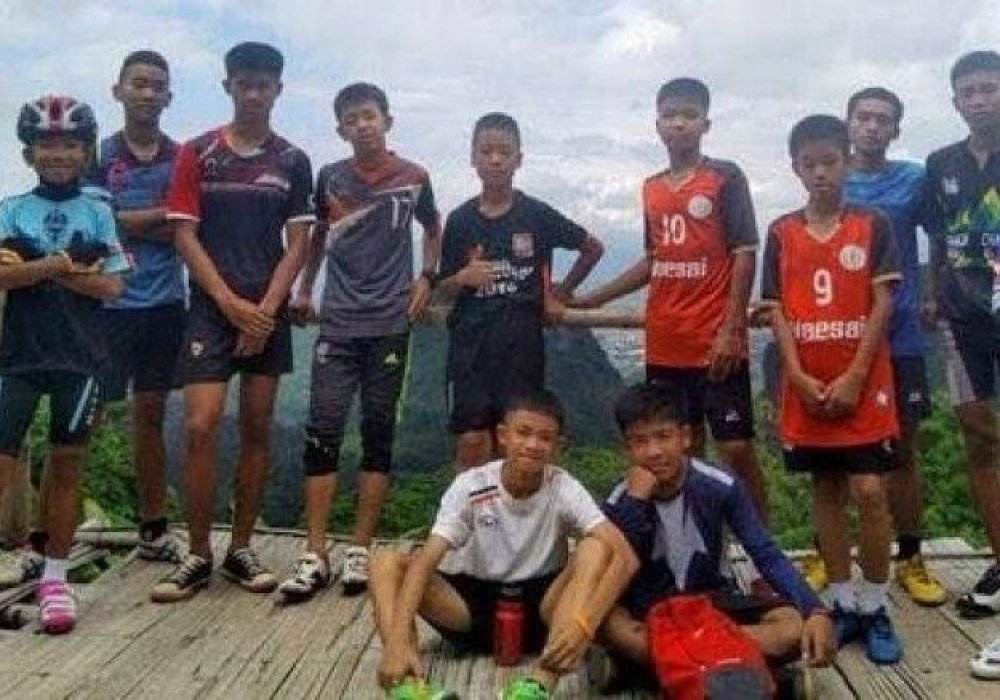 Операция по спасению детей из пещеры Тхам Луанг остановлена