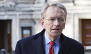 На экс-посла Великобритании в США напали хулиганы - СМИ