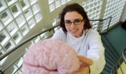 Ученые выяснили, как появляется болезнь Альцгеймера